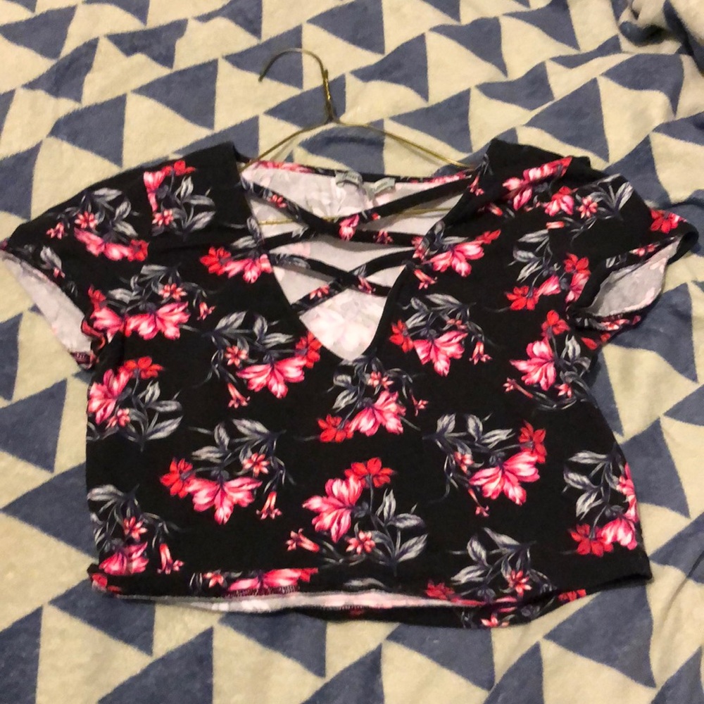 Criss cross crop top